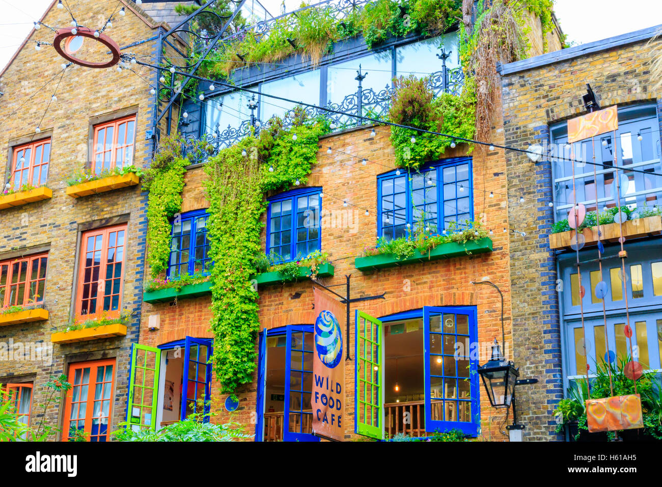 Londres, UK - 2 août 2016 - Neal's Yard, une petite allée à Covent Garden area Banque D'Images