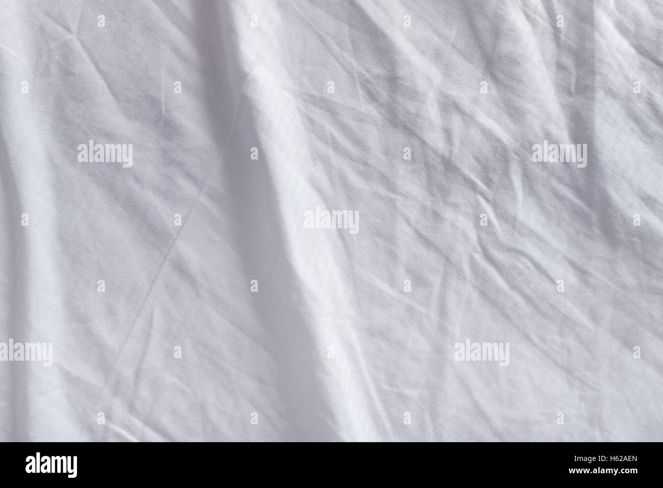 Literie froissée, texture Vue de dessus des draps utilisés Banque D'Images