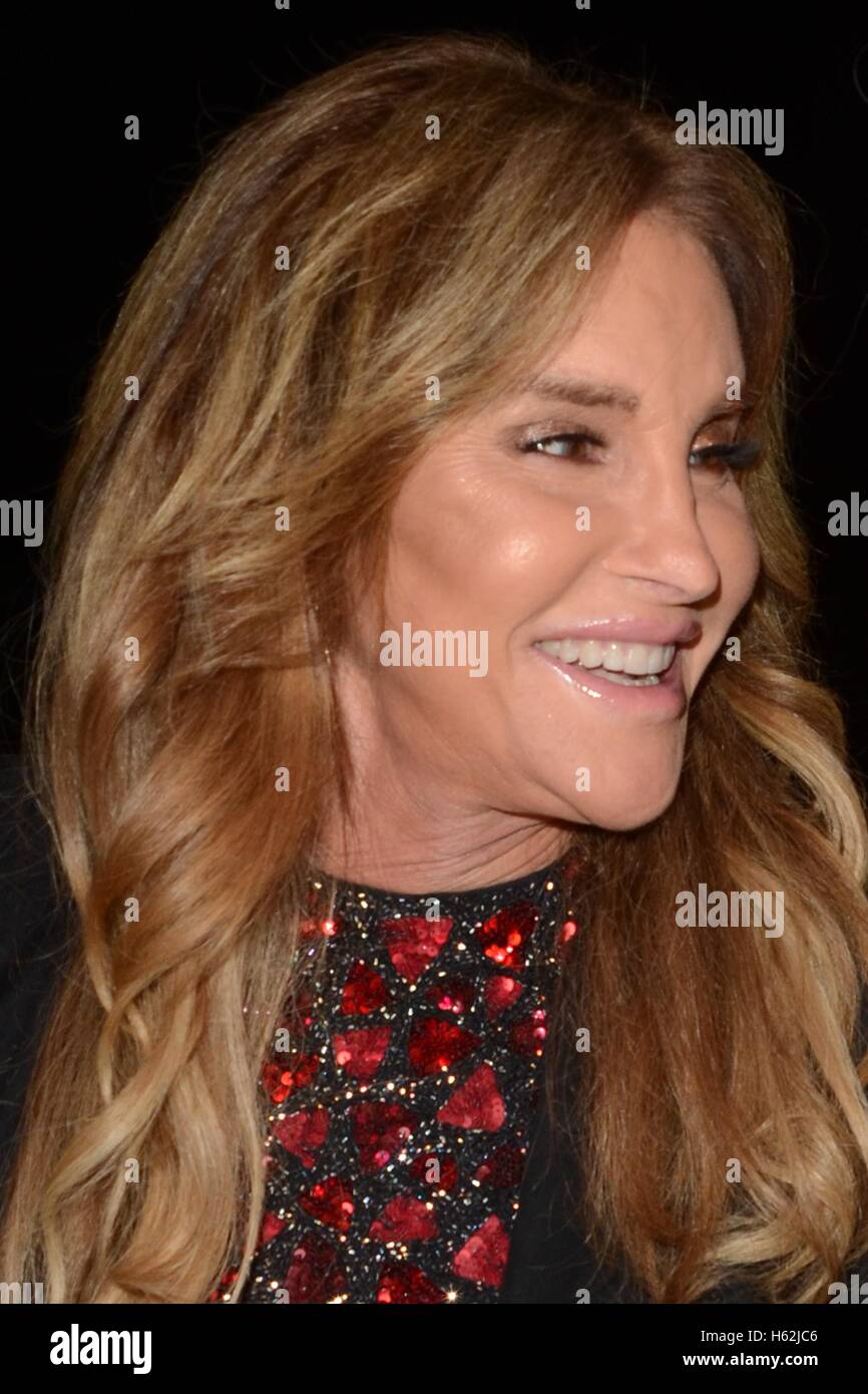 Los Angeles, CA, USA. 22 octobre, 2016. Caitlyn Jenner présents pour TransNation Mlle Reine USA Pageant, Ace Hotel, Los Angeles, CA, 22 octobre 2016. Credit : Priscilla Grant/Everett Collection/Alamy Live News Banque D'Images