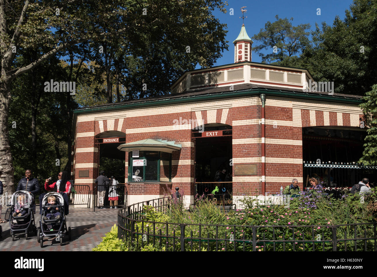 Carrousel dans Central Park, NYC Banque D'Images