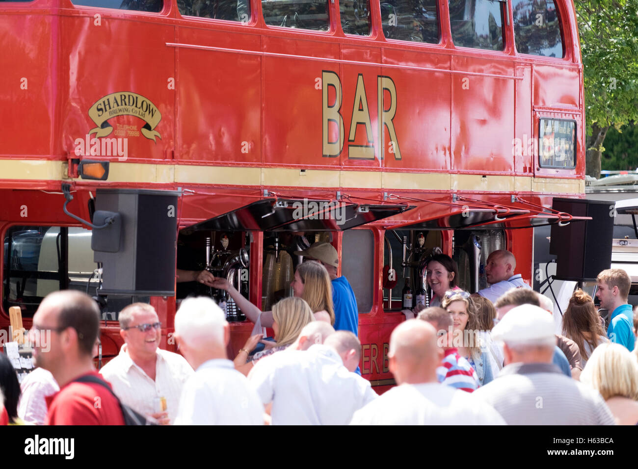 London Bus Rouge Vintage bar Banque D'Images