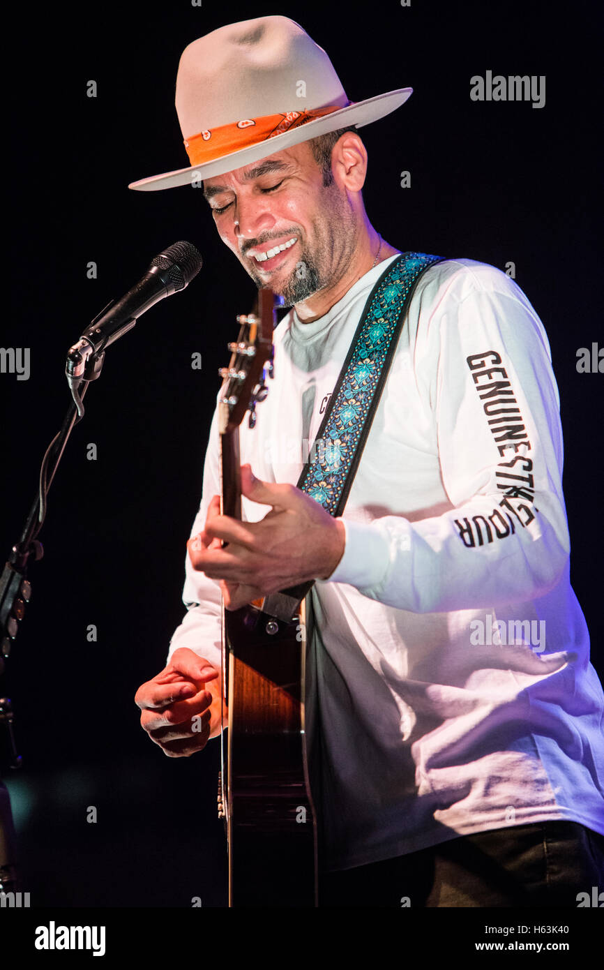 Ben harper musician Banque de photographies et d'images à haute résolution  - Alamy