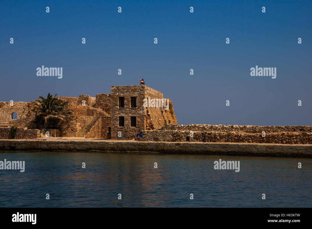 Ancien port murs dans Chania, Crete Banque D'Images