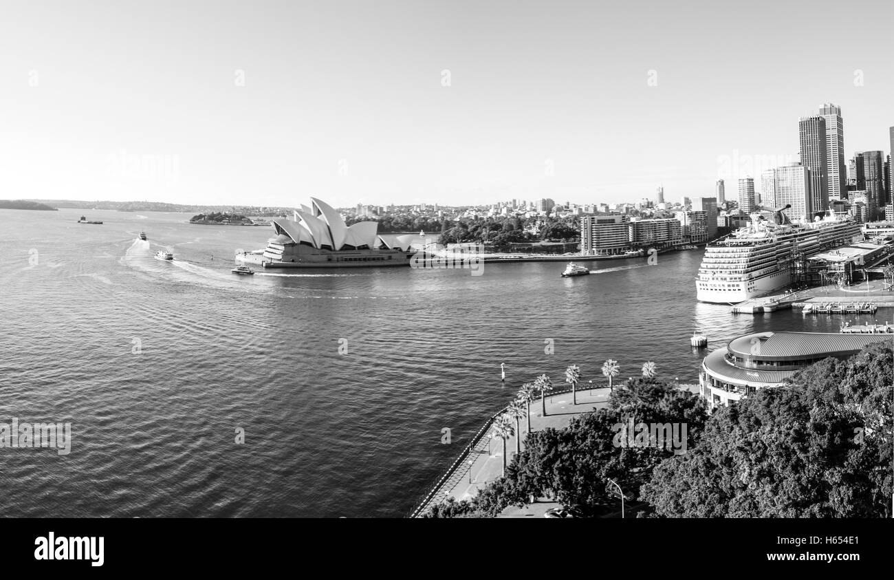 Opéra de Sydney et le Harbour Bridge sont les plus emblématiques monuments de Sydeny Banque D'Images