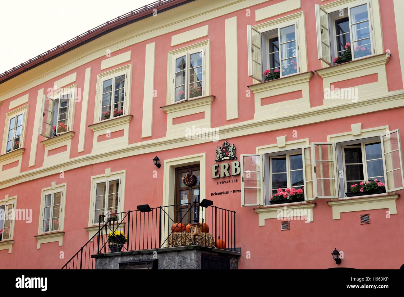 L'extérieur de l'ERB Garni brasserie à Banska Stiavnica Slovaquie Europe Banque D'Images