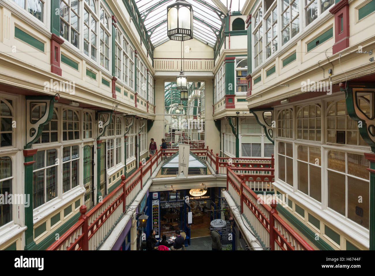 Château de Cardiff, Arcade Banque D'Images