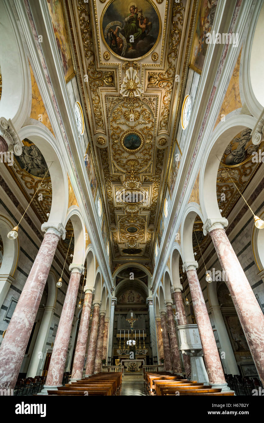 Intérieur de la cathédrale de Santa Maria Assunta et Jenesien, San Miniato, en Toscane, Italie, Europe Banque D'Images