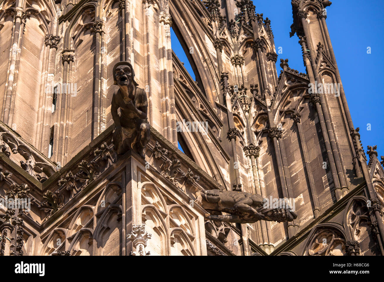 L'Europe, l'Allemagne, Cologne, des gargouilles à la partie sud de la cathédrale. Banque D'Images