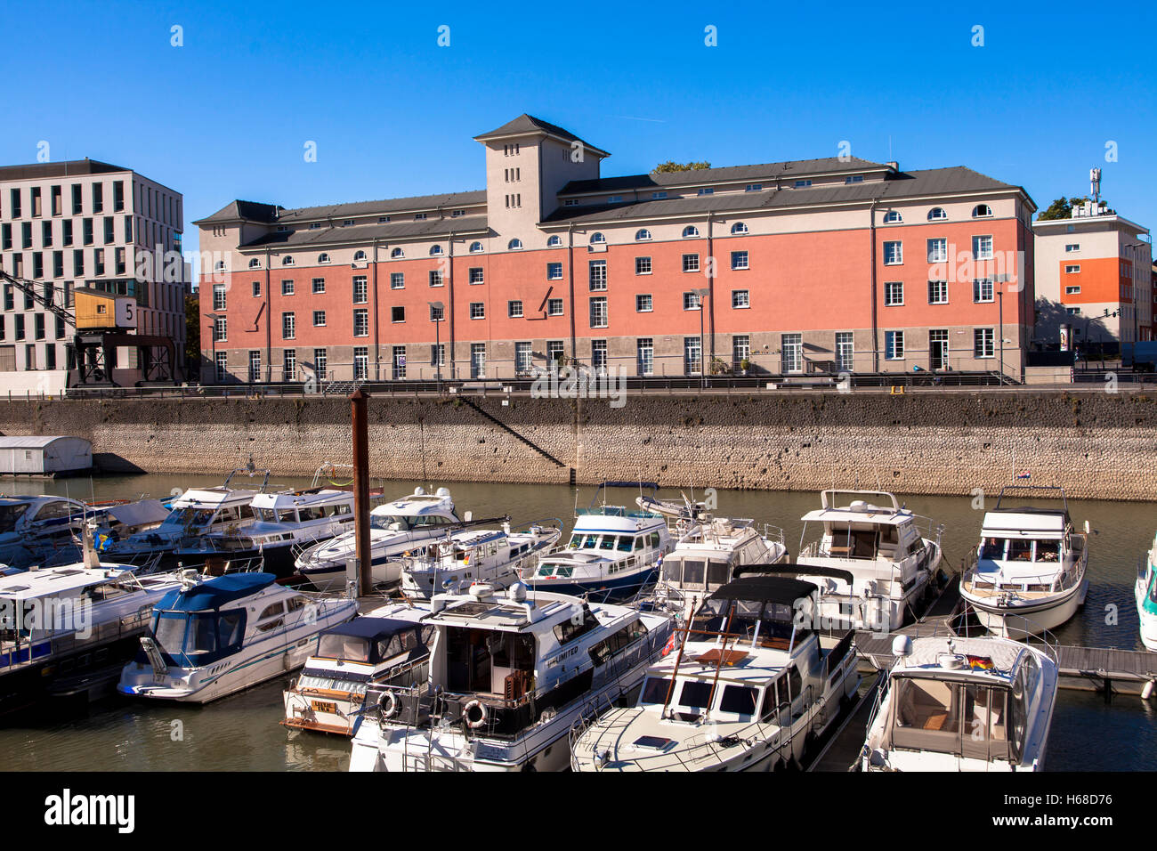 L'Europe, l'Allemagne, Cologne, le Kunsthaus Rhenania à la construction du port de Rheinau Banque D'Images