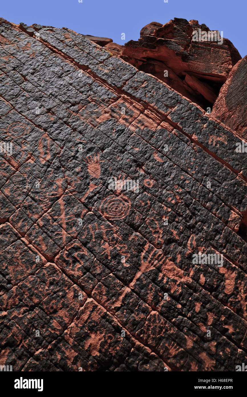 Le mur de pétroglyphes dans Valley of Fire, Nevada Banque D'Images