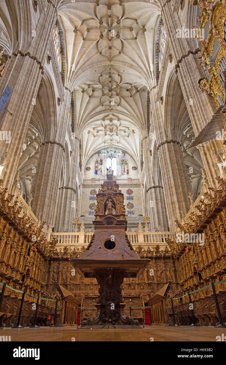 Salamanque, Espagne, Avril - 16, 2016 : le choeur de la nouvelle cathédrale (Catedral Nueva). Banque D'Images