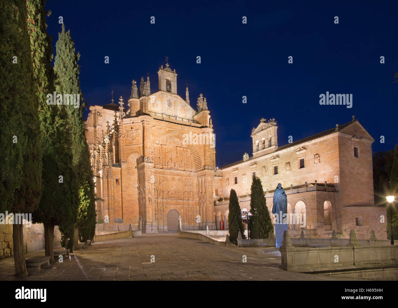 Salamanque - Le Convento de San Esteban au crépuscule Banque D'Images