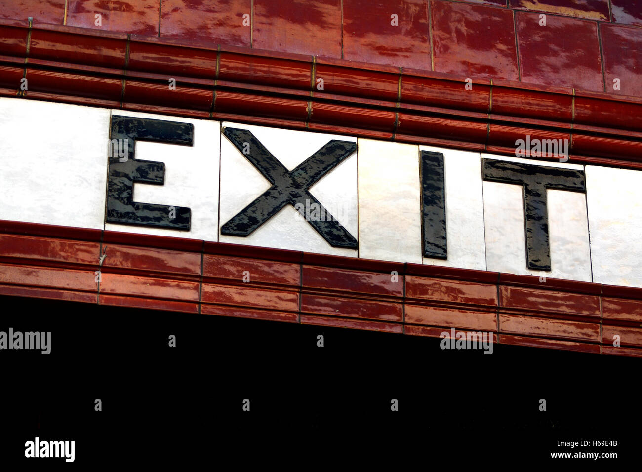 Londres, Angleterre, Royaume-Uni. La sortie de la station de métro désaffectée Strand à Surrey Street Banque D'Images