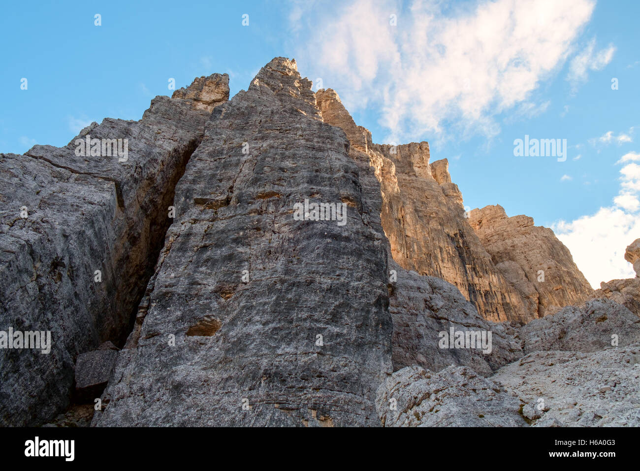 Cinque Torri Dolomites Tyrol du sud en automne. Italie Banque D'Images