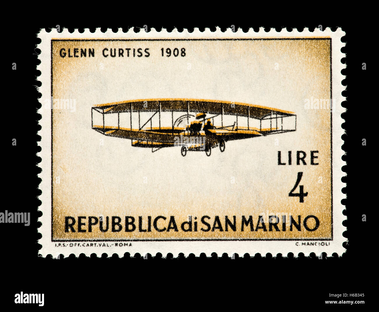 Timbre-poste de Saint-marin représentant un avion historique de Glenn Curtiss Banque D'Images