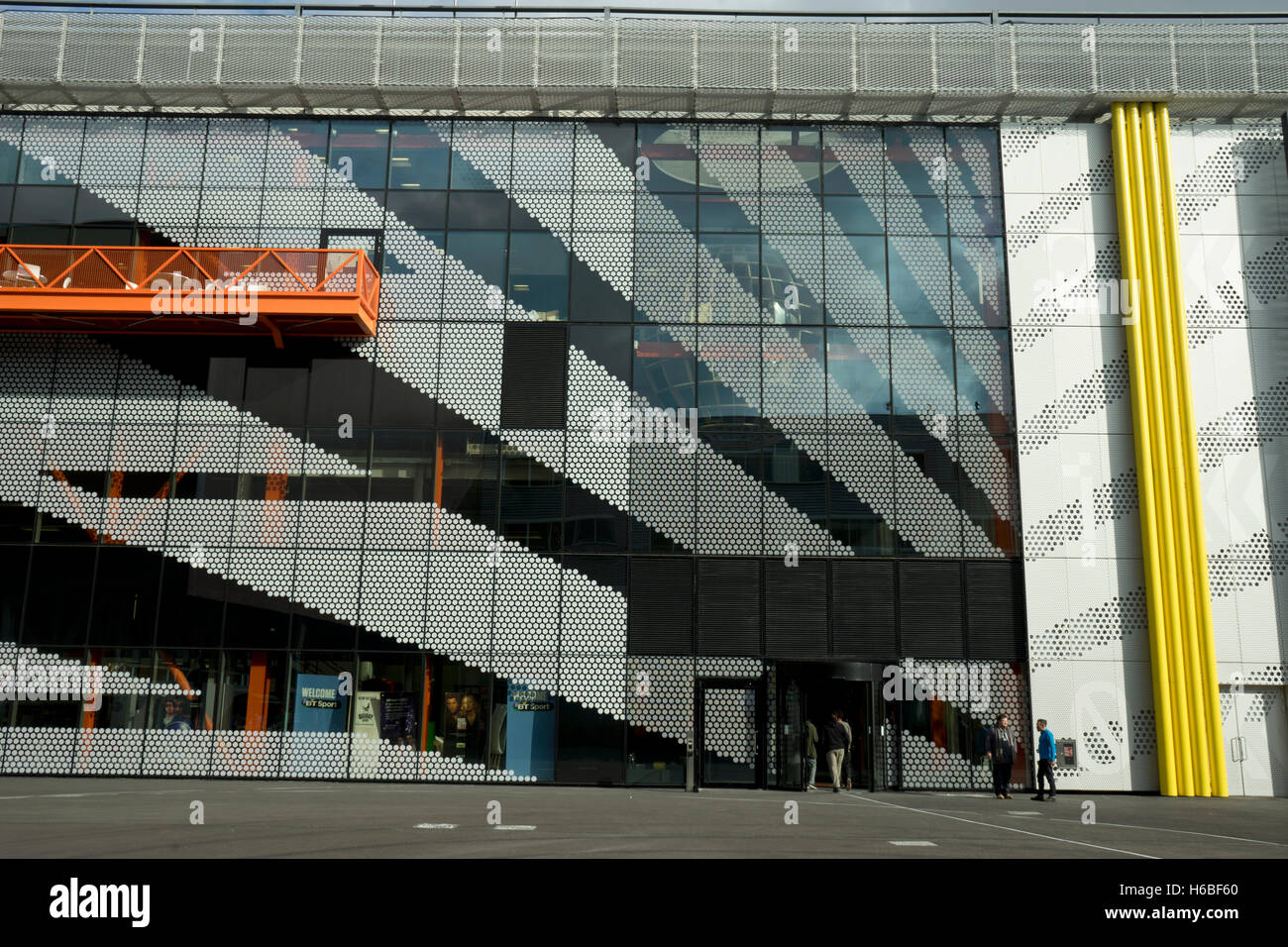 Nouveau complexe immobilier HereEast et BT Sport par le Queen Elizabeth Olympic Park à Londres, au Royaume-Uni. Banque D'Images