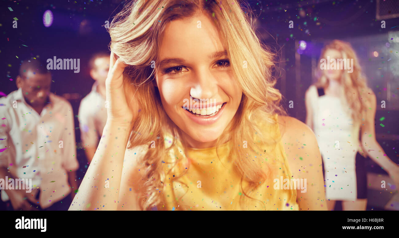 Composite image of friends dancing gaiement Banque D'Images