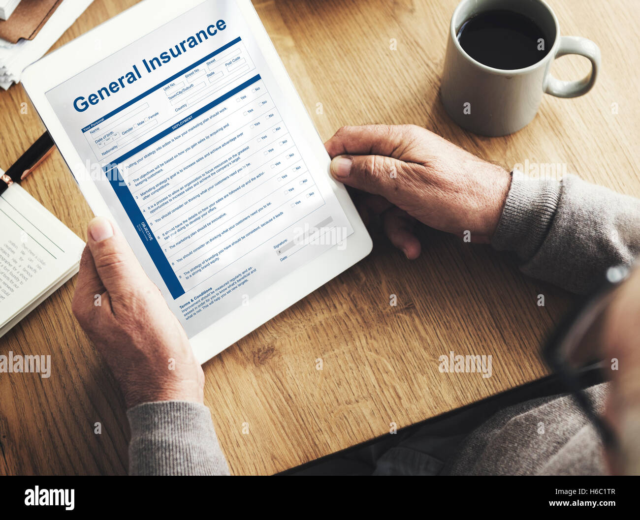 Renseignements sur l'Assurance Générale Concept Document Banque D'Images