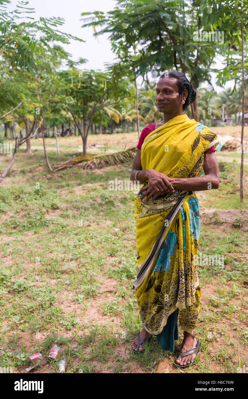 Personne transgenre Hijra en milieu rural. Banque D'Images