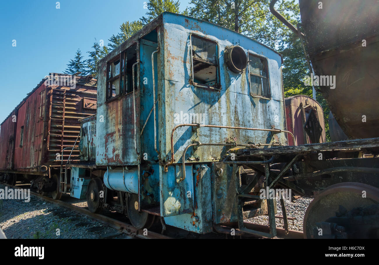 Un gros plan d'un vieux coup de train à l'abandon. Banque D'Images