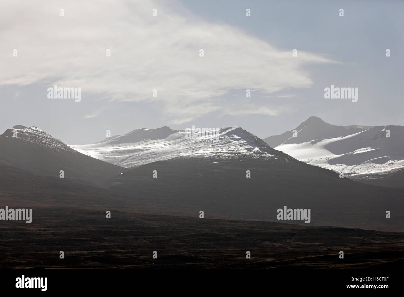 Paysage de montagnes volcaniques, au nord-ouest de l'Islande, de l'Atlantique Nord, Europe Banque D'Images