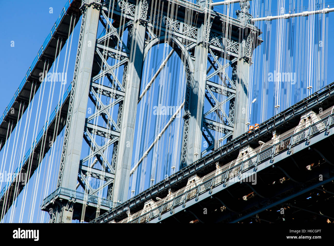 Portrait d'un détail du pont de Brooklyn, à New-York. Banque D'Images
