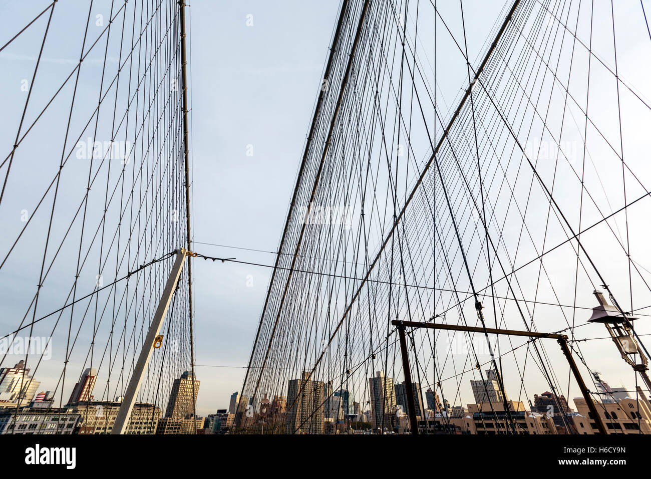 Vue de la ville de Broklyn vu depuis le pont de Brooklyn. Banque D'Images