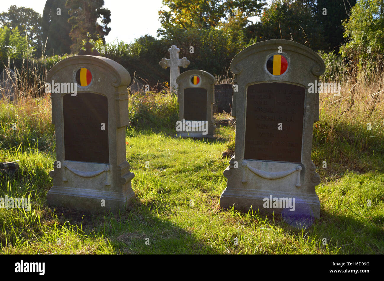 Tombes de soldats belges tombés WW1 à l'ancien cimetière sur la politique commune de Southampton, Hampshire, England, UK Banque D'Images