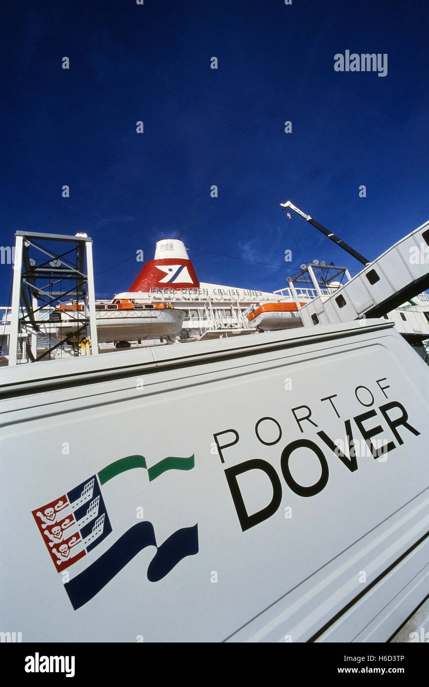 Port de Douvres. Kent. L'Angleterre. UK Banque D'Images