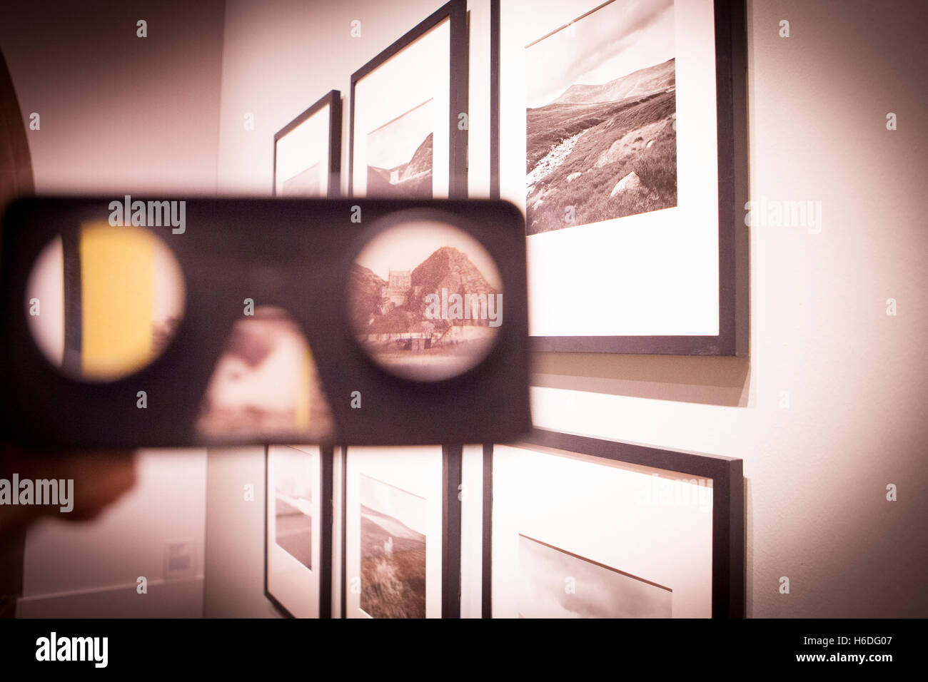 Edinburgh, Royaume-Uni. 27 octobre 2016. appuyez sur Voir Scottish National Portrait Gallery afficher nouvelle exposition du 29 octobre 2016 au 30 avril 2017 a appelé la photographie de paysage à partir de la collection du National Galleries of Scotland. pako mera/Alamy live news Banque D'Images