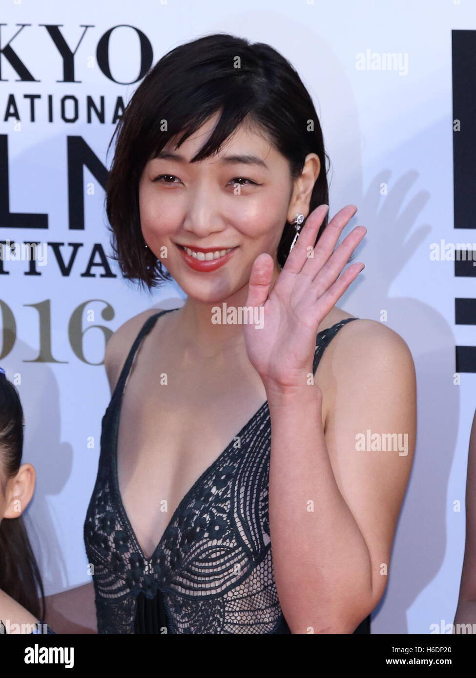 Sakura Ando actrice assiste à la cérémonie d'ouverture du Festival International du Film de Tokyo à Tokyo au Japon le 25 octobre 2016. © Motoo Naka/AFLO/Alamy Live News Banque D'Images Sakura Ando actrice assiste à la cérémonie d'ouverture du Festival International du Film de Tokyo à Tokyo au Japon le 25 octobre 2016. © Motoo Naka/AFLO/Alamy Live News Banque D'Images