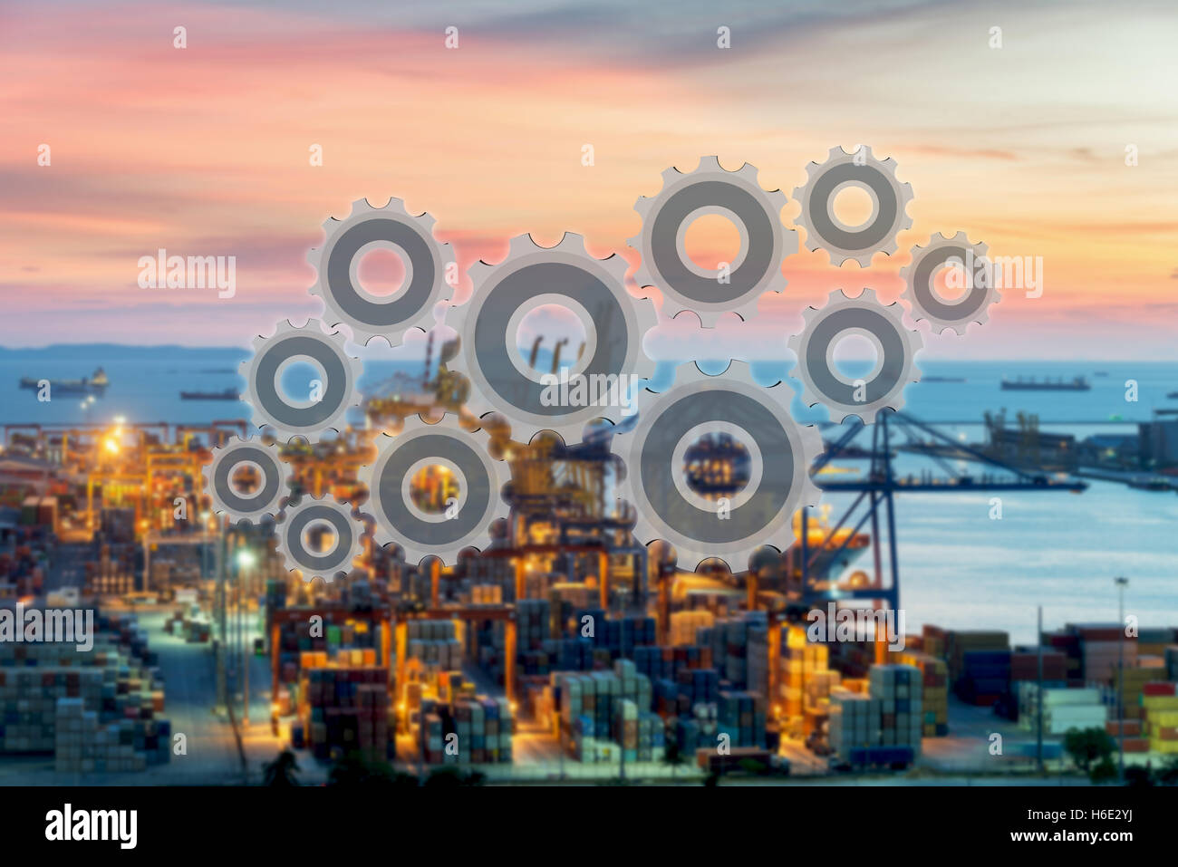 Réseau de connexion de la chaîne d'approvisionnement Gestion de la logistique avec le conteneur termimal en arrière-plan de port utiliser pour la logistique Banque D'Images