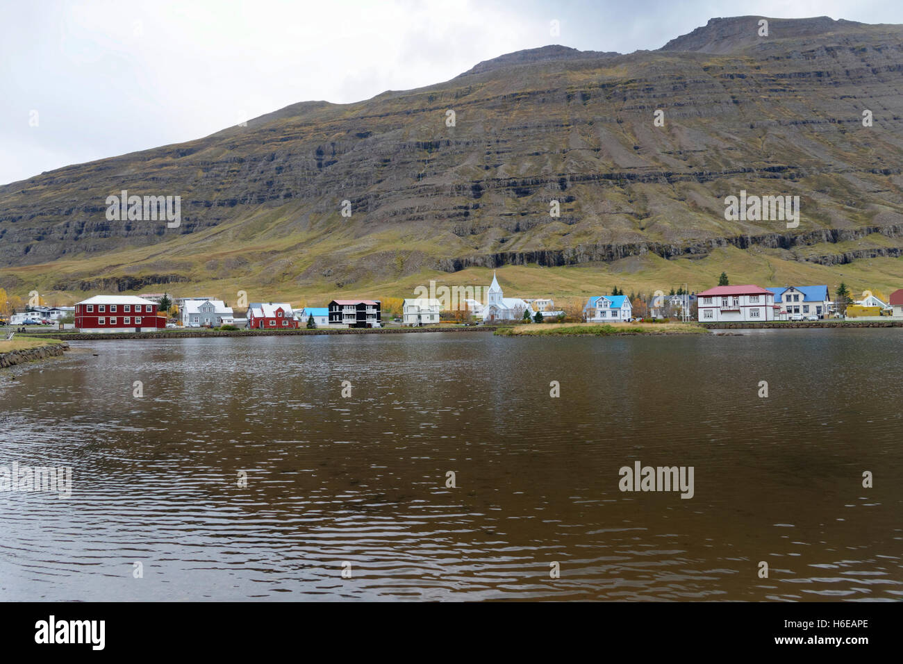 Seydisfjordur, est de l'Islande, de l'Atlantique Nord, Europe Banque D'Images