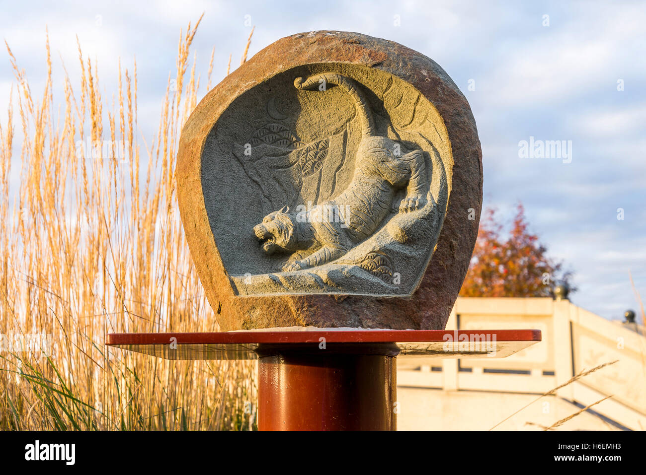 Année du Tigre, animal symbole du zodiaque chinois, Jardin Chinois, Louise McKinney Riverfront Park, Edmonton, Alberta, Canada Banque D'Images