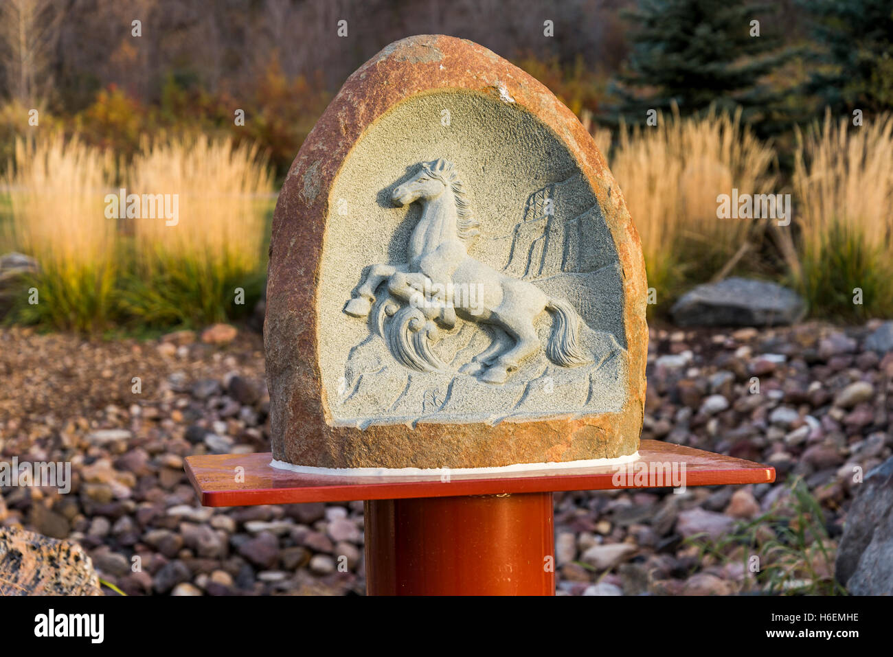 Année du cheval, animal symbole du zodiaque chinois, Jardin Chinois, Louise McKinney Riverfront Park, Edmonton, Alberta, Canada Banque D'Images