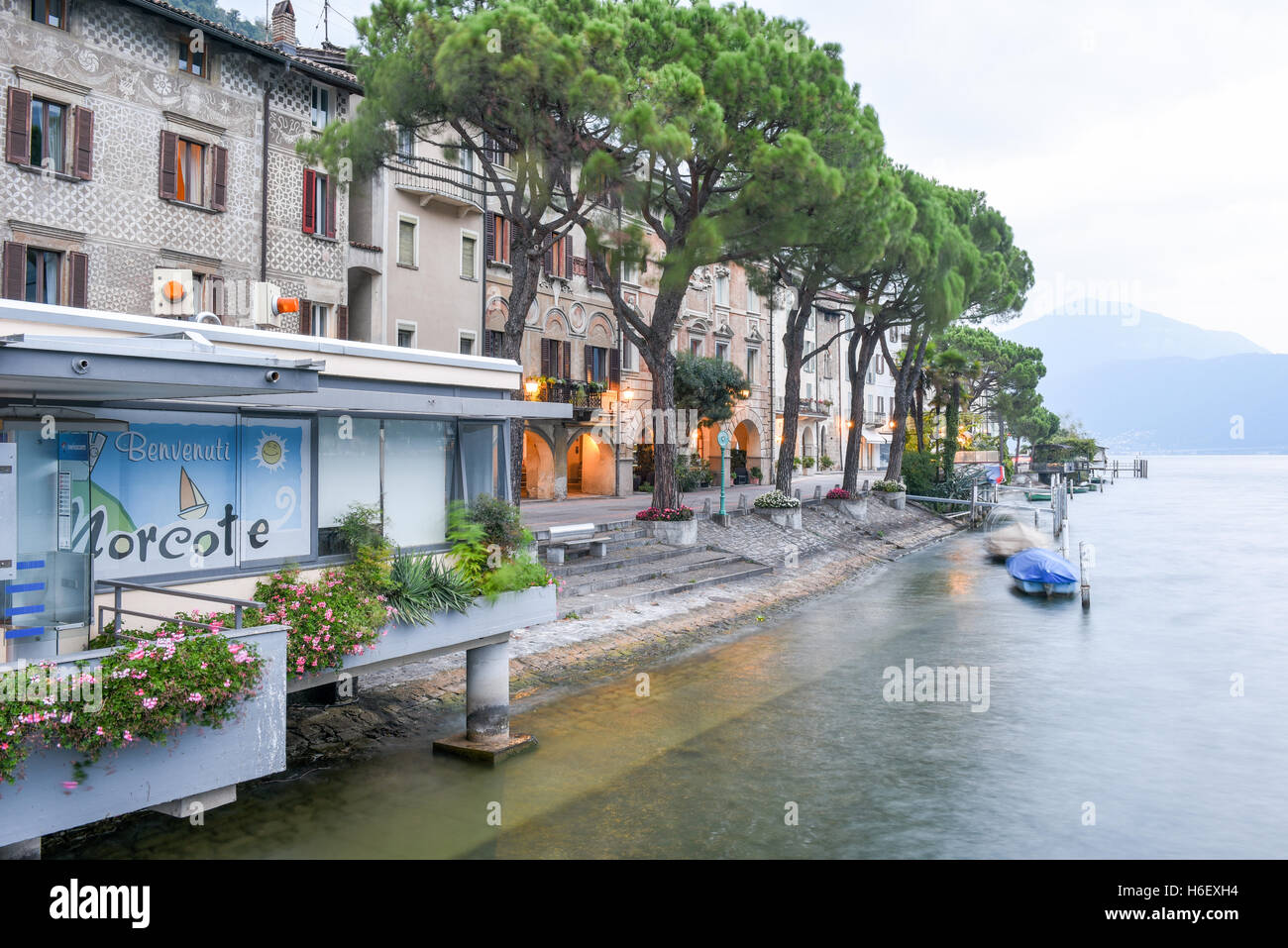 Lugano, Suisse - 5 octobre 2016 : le village de Morcote sur le lac de Lugano, Suisse Banque D'Images