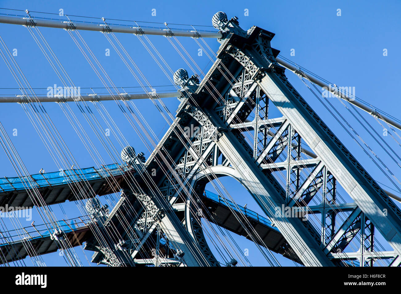 Portrait d'un détail du pont de Brooklyn, à New-York. Banque D'Images