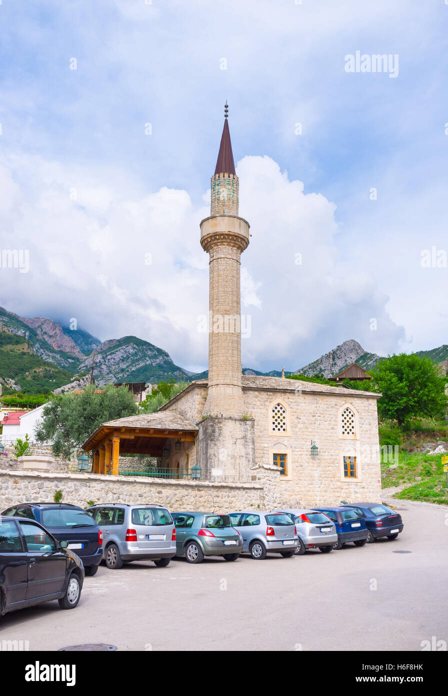 Mosquée Skanjevica situé à côté de la forteresse de Stari Bar, Monténégro. Banque D'Images