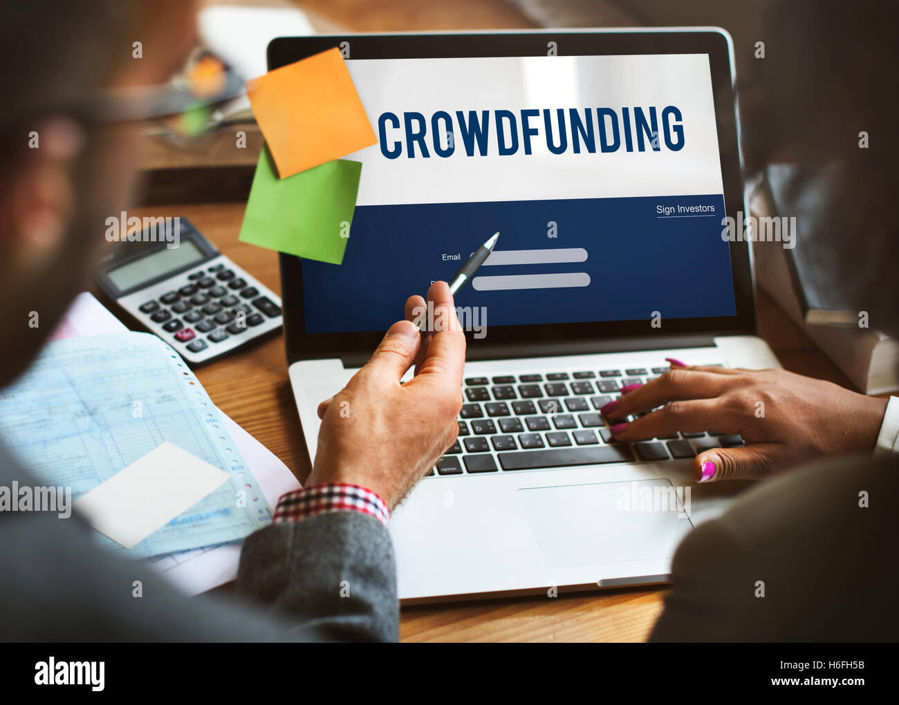 Crowdfunding Argent Business Enterprise Concept Graphique Banque D'Images