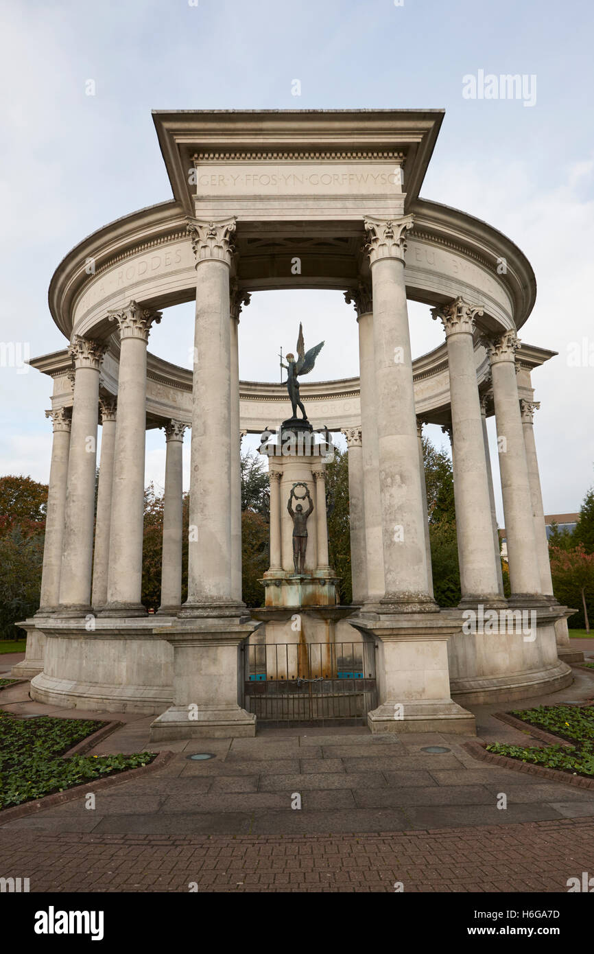 Welsh National War Memorial alexandra gardens cathays park Cardiff Wales United Kingdom Banque D'Images