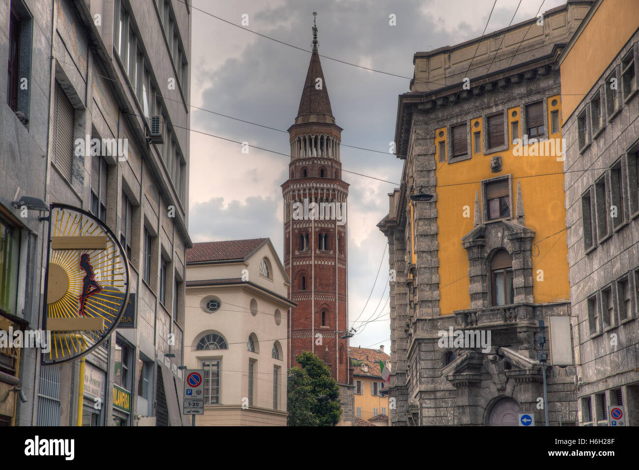 MILAN, ITALIE - 18 juin, Clocher : de l'église appelée San Gottardo in Corte de Milan, 18 juin 2016 Banque D'Images