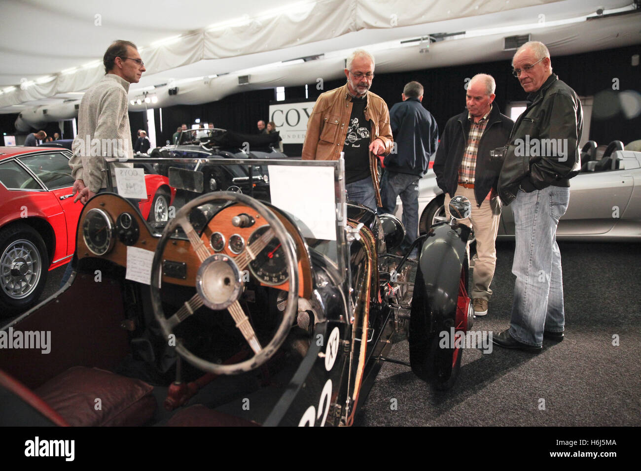 Alexandra Palace, Londres. UK 29 Oct 2016 - 1933 Spécial Vale sur l'affichage à la Classic & Sports Car Crédit : Spectacle Dinendra Haria/Alamy Live News Banque D'Images