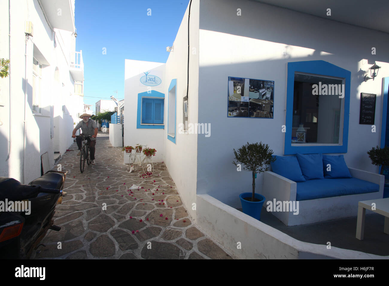 Maisons traditionnelles grecques sur Antiparos, une petite île grecque dans l'Egée du sud, au cœur des Cyclades, près de Paros Banque D'Images