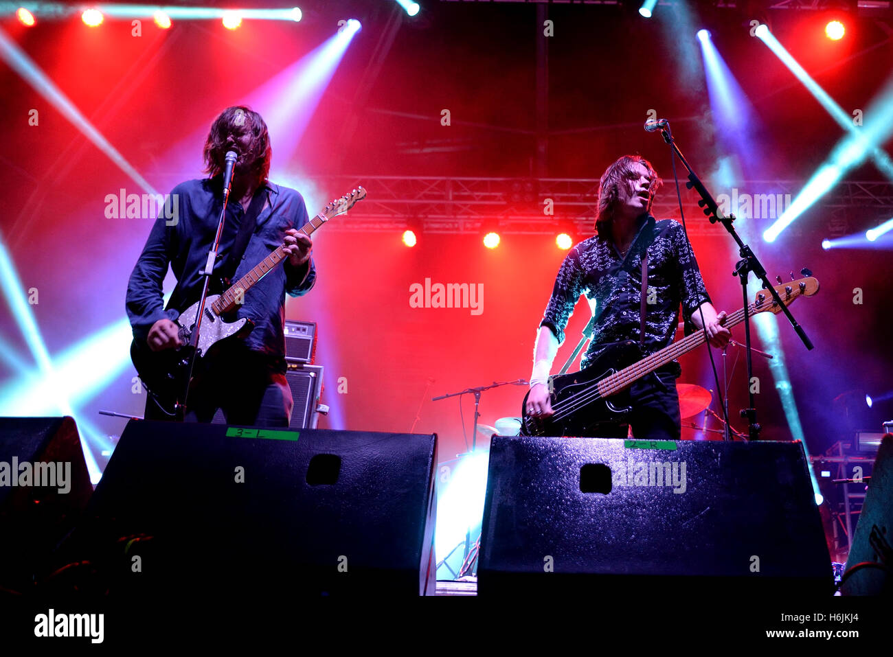 BENICASSIM, ESPAGNE - 17 juil : Palma violets (garage rock band) en concert au Festival le 17 juillet 2015 à Benicassim, Espagne. Banque D'Images