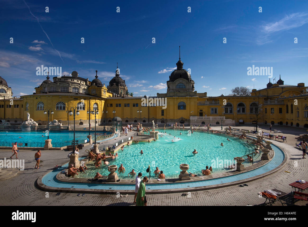 Budapest, capitale de la Hongrie, des piscines thermales de bains Széchenyi Banque D'Images