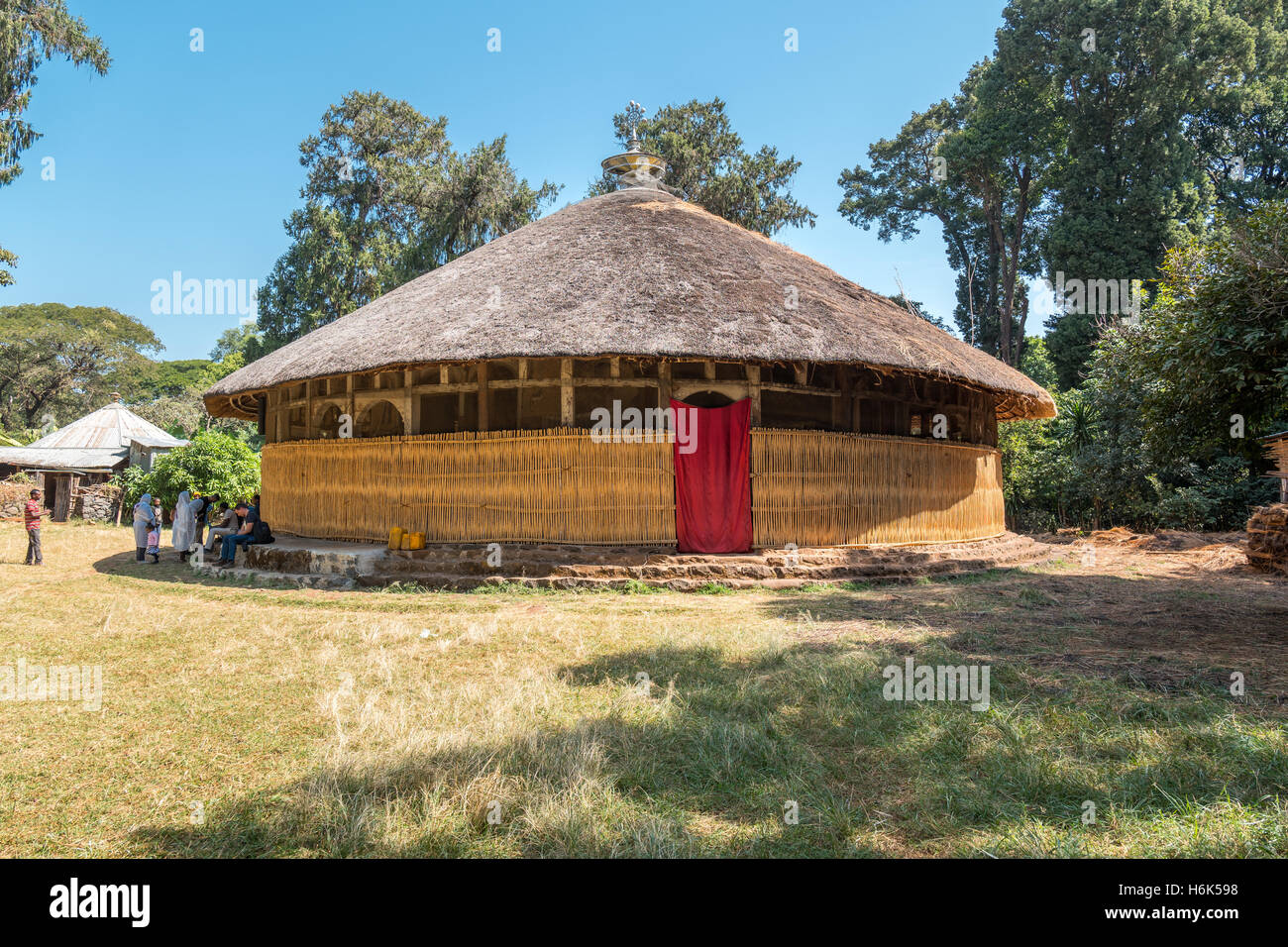 Bahir Dar, l'Ethiopie - janvier 17 , 2016 : l'Eglise orthodoxe de forme hut Azwa Mariam Banque D'Images