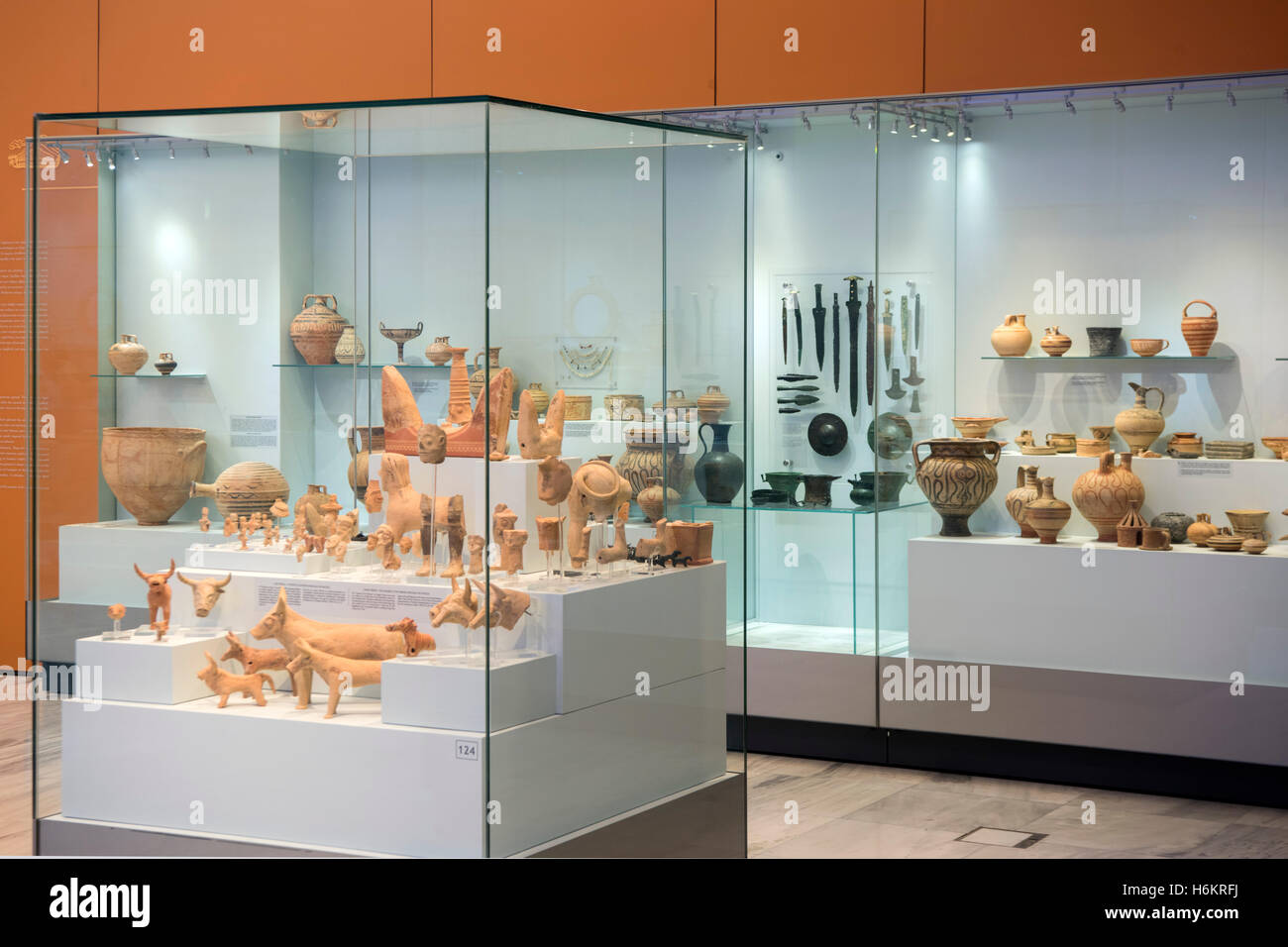 Spanien, Kreta, Iraklio, Archäologisches Museum, Exponate aus tonne Banque D'Images
