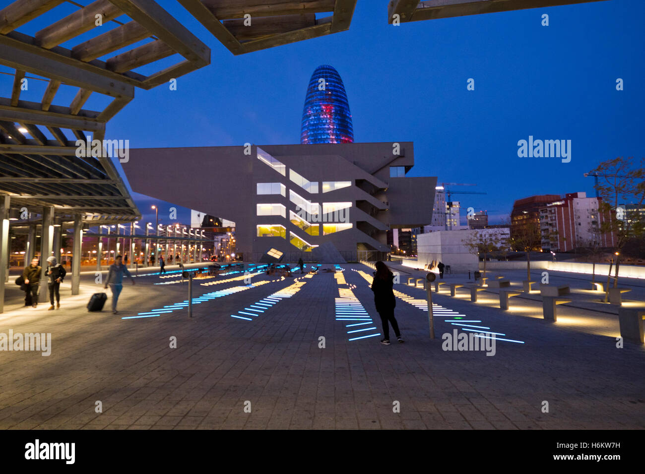 Museu del Disseny de Barcelone, la Plaça de les Glòries, Barcelone, Espagne Banque D'Images