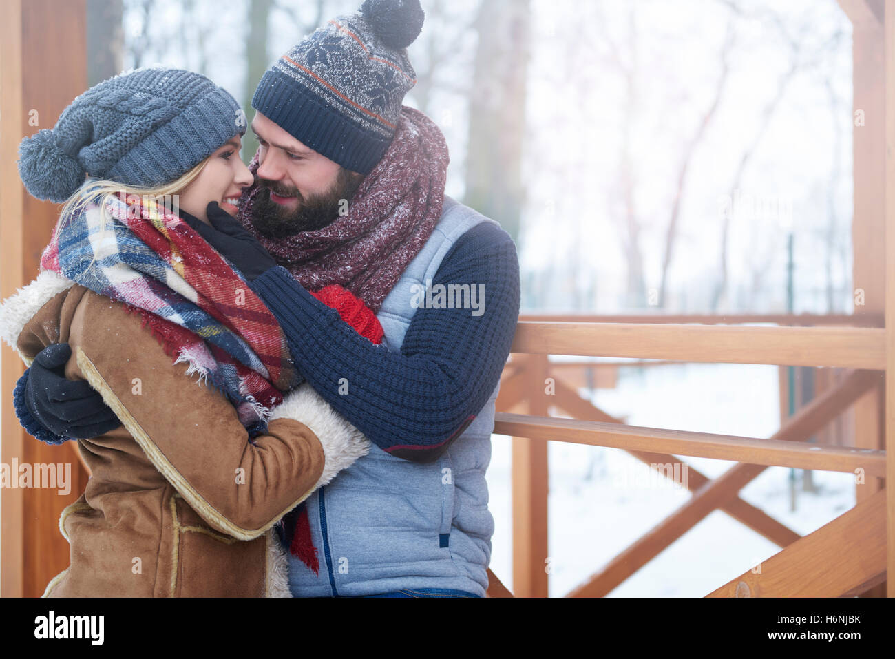 Moment romantique pour couple aimant Banque D'Images