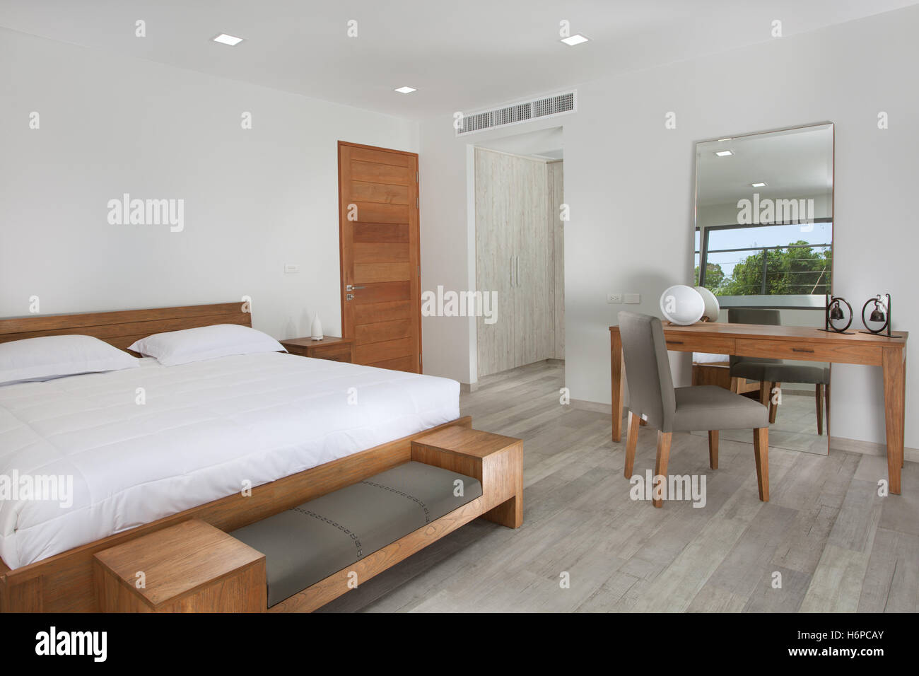 Vue panoramique de Nice chambre à coucher moderne élégant blanc Banque D'Images